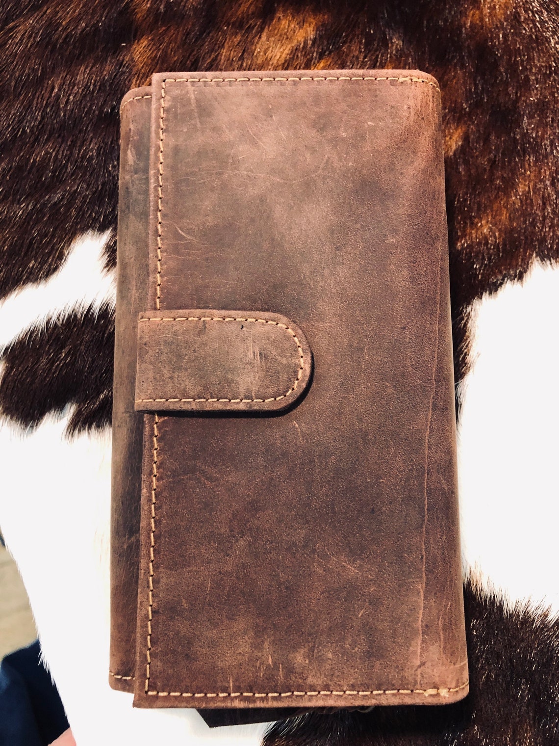 Lady's Leather Wallet, Multiple pockets