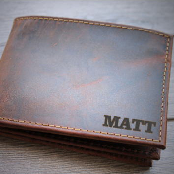 CLASSIC LEATHER BIFOLD Wallet